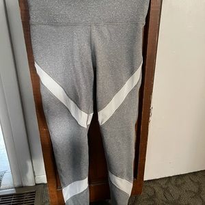 Grey with white stripe aerie leggings size small. these definitely run smaller
